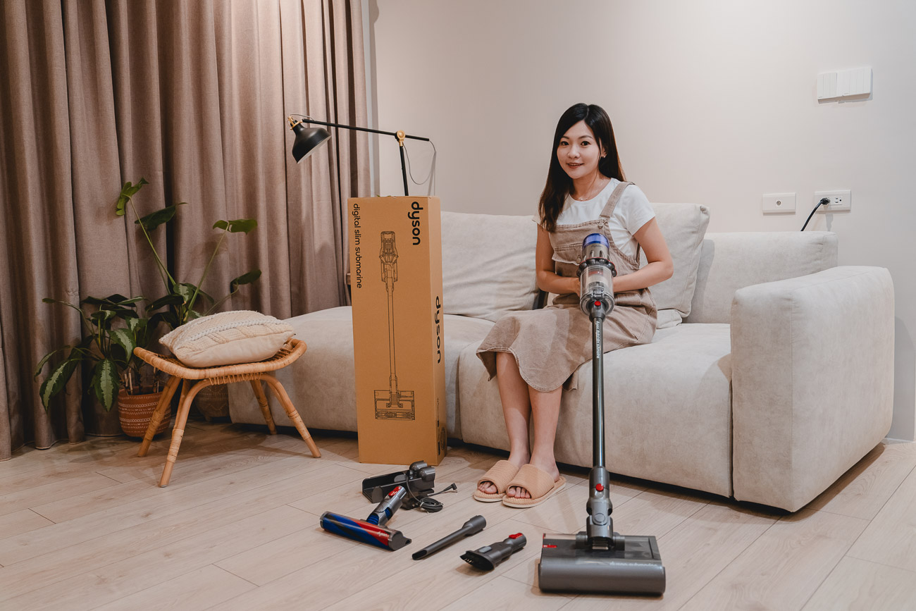 【開箱】Dyson Digital Slim Submarine™ 輕量乾濕全能洗地吸塵器|30秒快速清潔,輕量乾濕兩用省時又省力 1 Dyson Digital Slim Submarine
