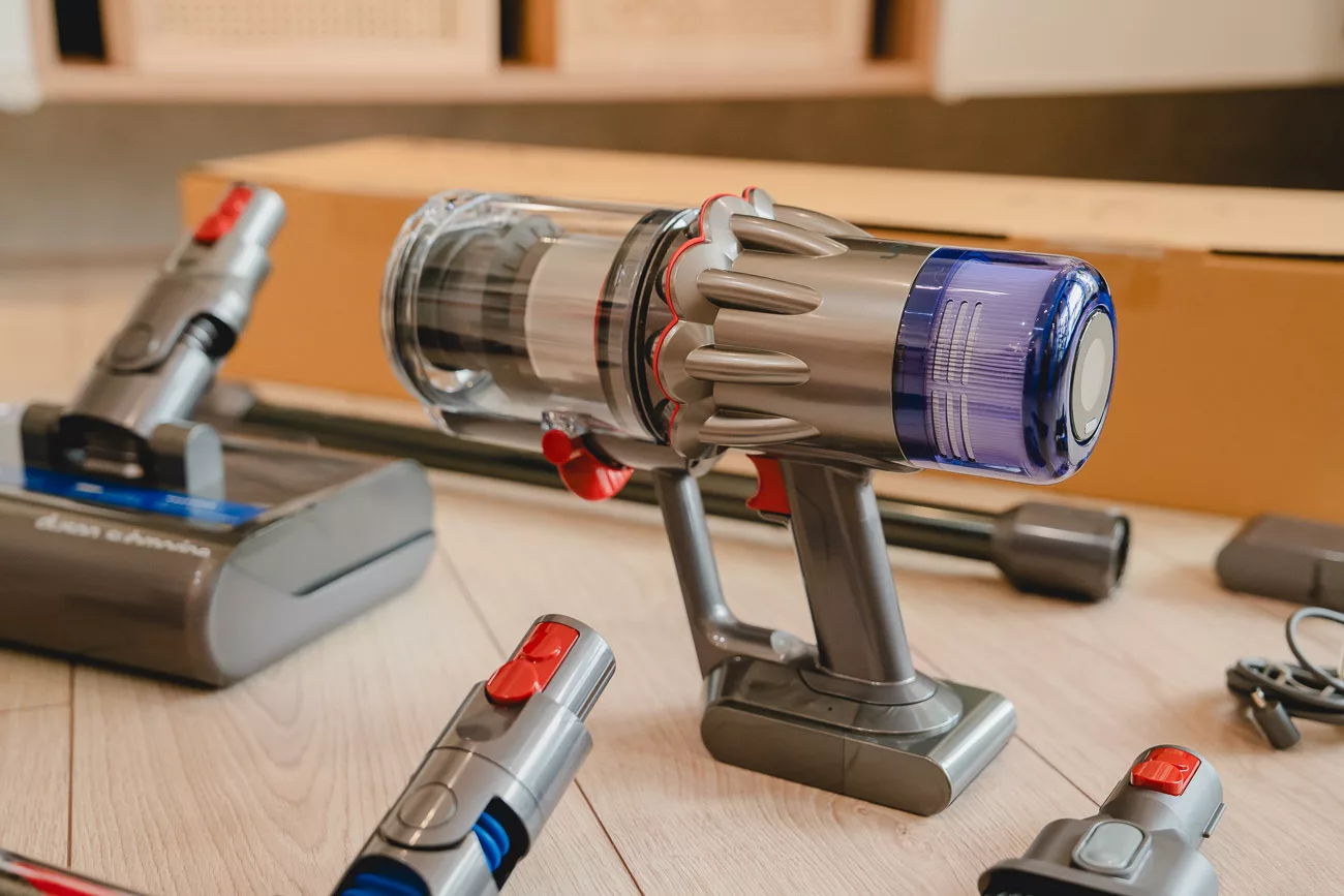 【開箱】Dyson Digital Slim Submarine™ 輕量乾濕全能洗地吸塵器|30秒快速清潔,輕量乾濕兩用省時又省力 7 Dyson Digital Slim Submarine 04636 jpg