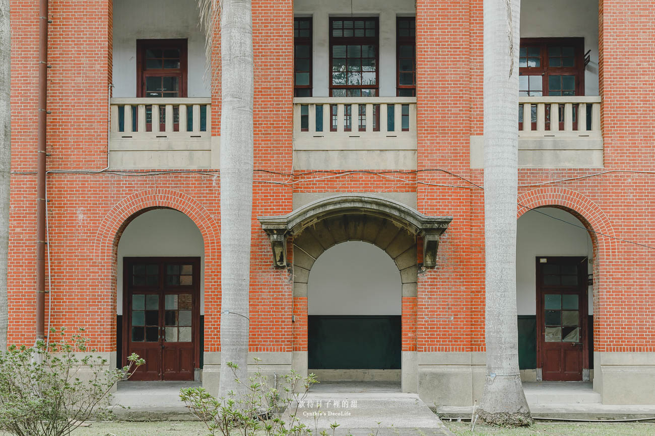 【台北景點】台大舊法學院(徐州路校區)|探索台北必訪的歷史建築與台大校園景點 24 舊法學院 1607